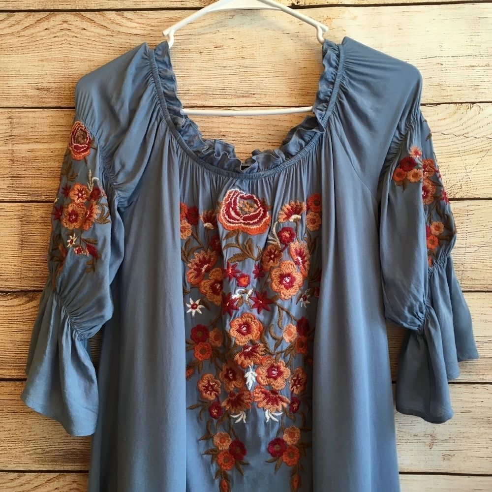 ANDREE BY UNIT EMBROIDERED DRESS - Picture 2 of 7